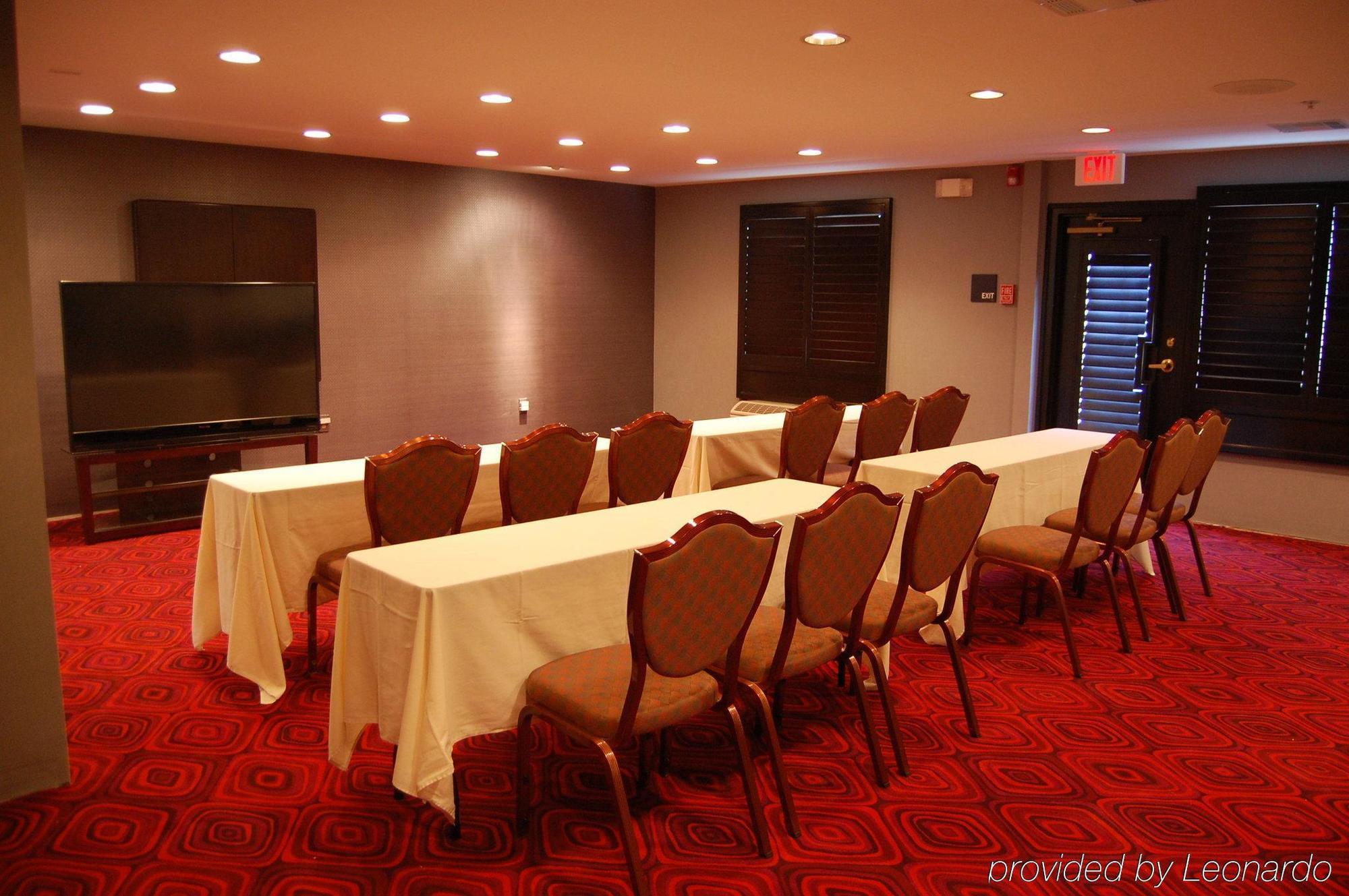 Holiday Inn Express Hotel & Suites Plano West - Frisco By Ihg Facilități foto
